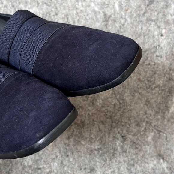 Stuart Weitzman dark navy blue suede heeld slip ons - Picture 12 of 16